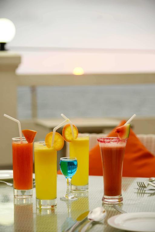 Lazaani Hotel Colombo Buitenkant foto