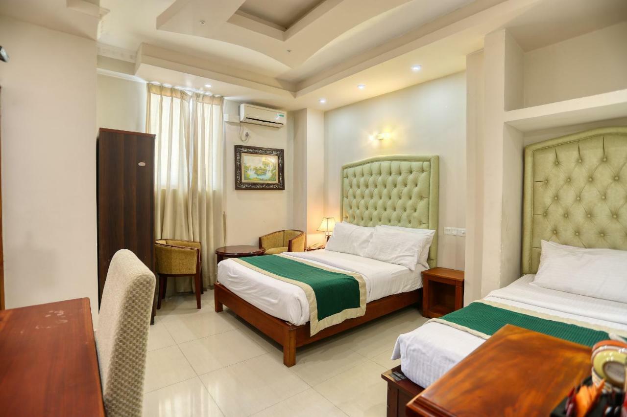 Lazaani Hotel Colombo Buitenkant foto